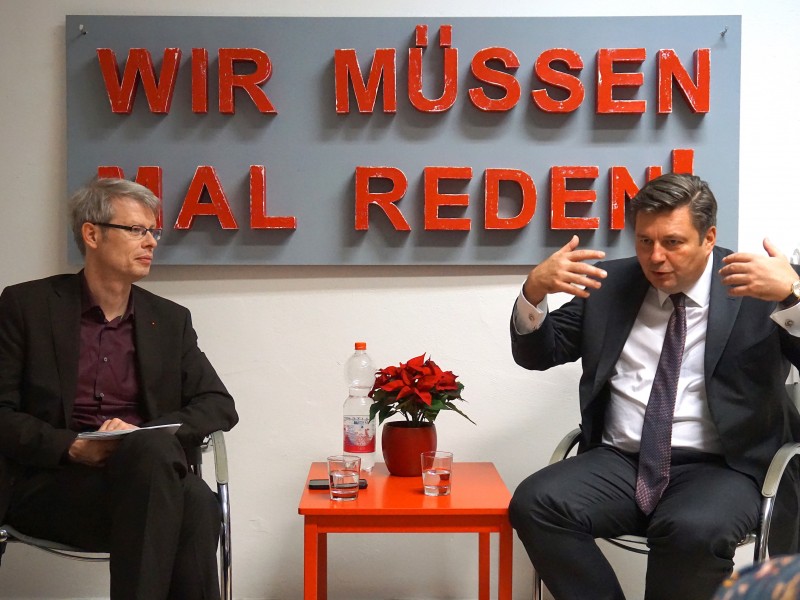 Innensenator Andreas Geisel zu Gast bei "Wir müssen mal reden!"